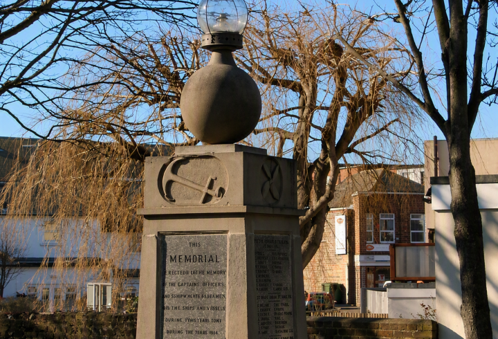 War memorials